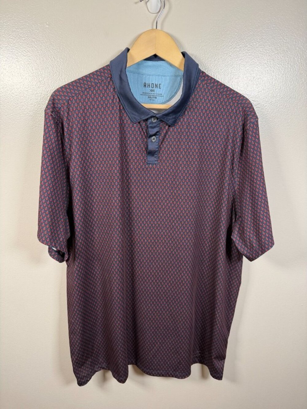 Rhone Performance Polo Shirt Size XXL Red Blue Geometric Golf Work Office